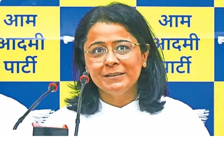 AAP छोड़ कांग्रेस में शामिल हुईं प्रियंका कक्कड़, ‘बंगला-गाड़ी और चॉपर’ का जिक्र कर पुराने नेतृत्व पर उठाए सवाल