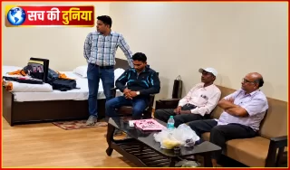नामांतरण के लिए मांगे 5 हजार, 2 हजार लेते पकड़ा गया पटवारी; गायत्री मंदिर के पास EOW ने बिछाया जाल