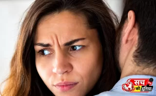 Relationship Anxiety: मैसेज का जवाब देर से आया तो ‘प्यार खत्म’ समझ रहे हैं? रिश्ते में ये 5 आदतें बताती हैं कि आप जरूरत से ज्यादा सोच रहे हैं