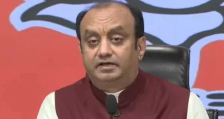 SIR पर सियासी घमासान: सुधांशु त्रिवेदी का कांग्रेस पर हमला, पूछा...डुप्लिकेट और मृत मतदाताओं पर अब रुख क्यों बदला?